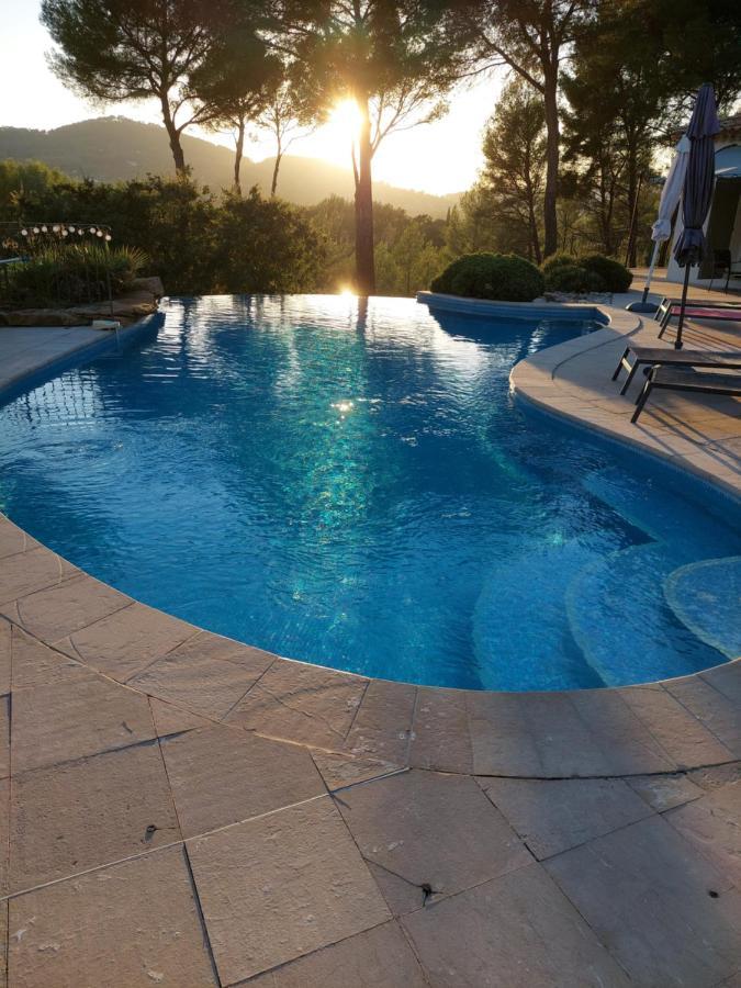 לה באסט Une Pause En Provence מראה חיצוני תמונה
